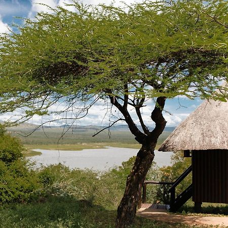 Nkwazi Lake Lodge Понгола Екстер'єр фото