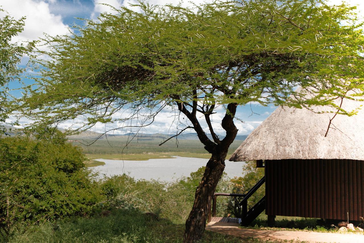 Nkwazi Lake Lodge Понгола Екстер'єр фото